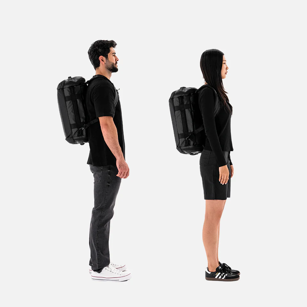 CARRYALL Duffel 30L in Black - Image 9