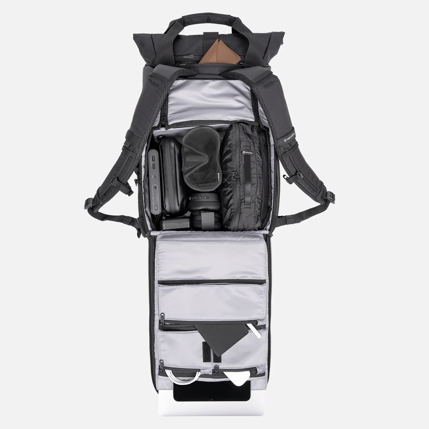 PRVKE 21L in Black - Image 2