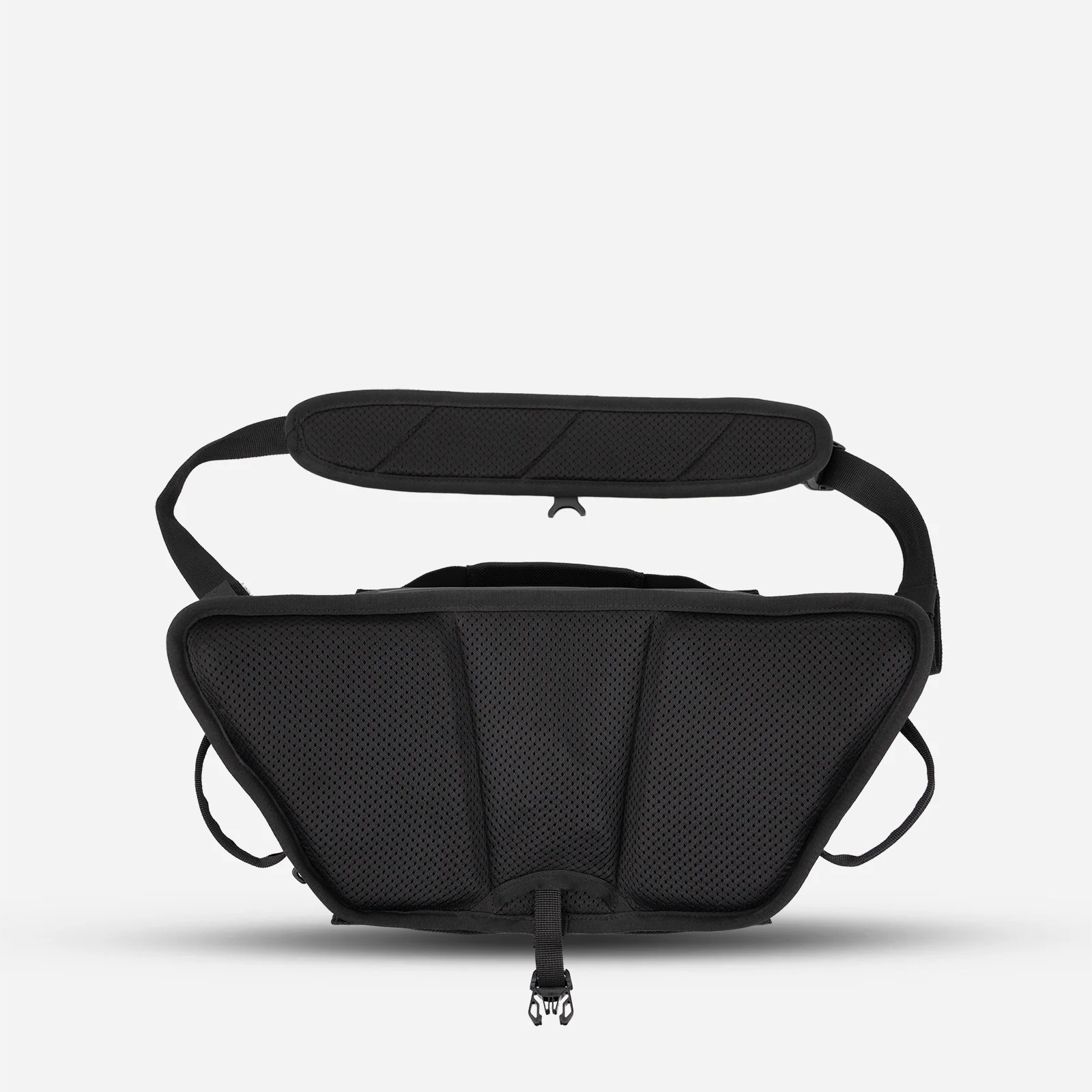 ROGUE 6L Sling V1 in Black - Image 6